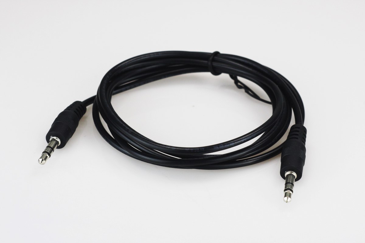 Xtech XTC-315 cable de audio 0,9 m 3,5mm Negro